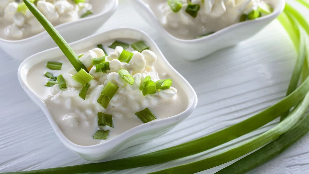 Scallions and cheese for added benefits