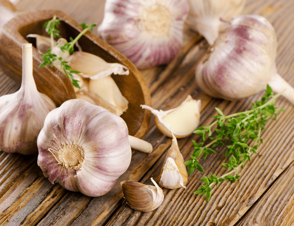 Use garlic to increase potency
