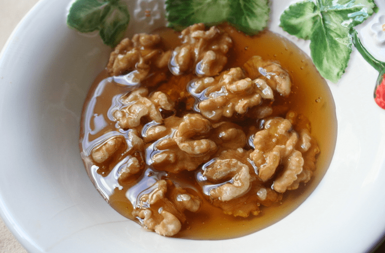Walnuts plus honey enhance benefits